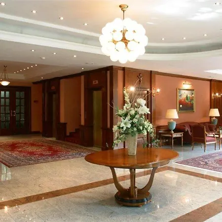 As 4*
